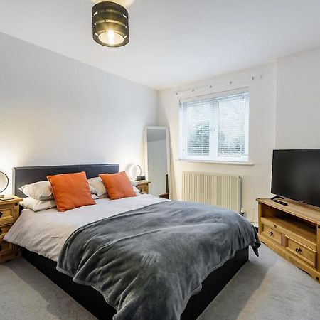Stylish 2 Bedroom Apartment, Central Exeter, Parking On Site Exterior photo